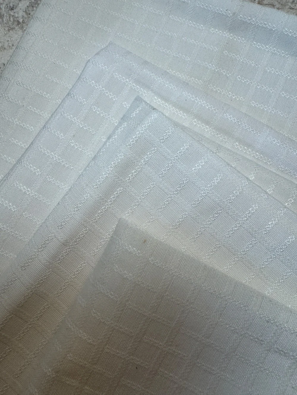 Fieldcrest Royal Velvet Set of 4 Dinner‎ Napkins White linen